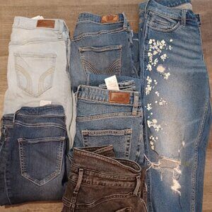 Hollister Jeans bundle or separate,sizes 3L,3R,3S 7 pair total